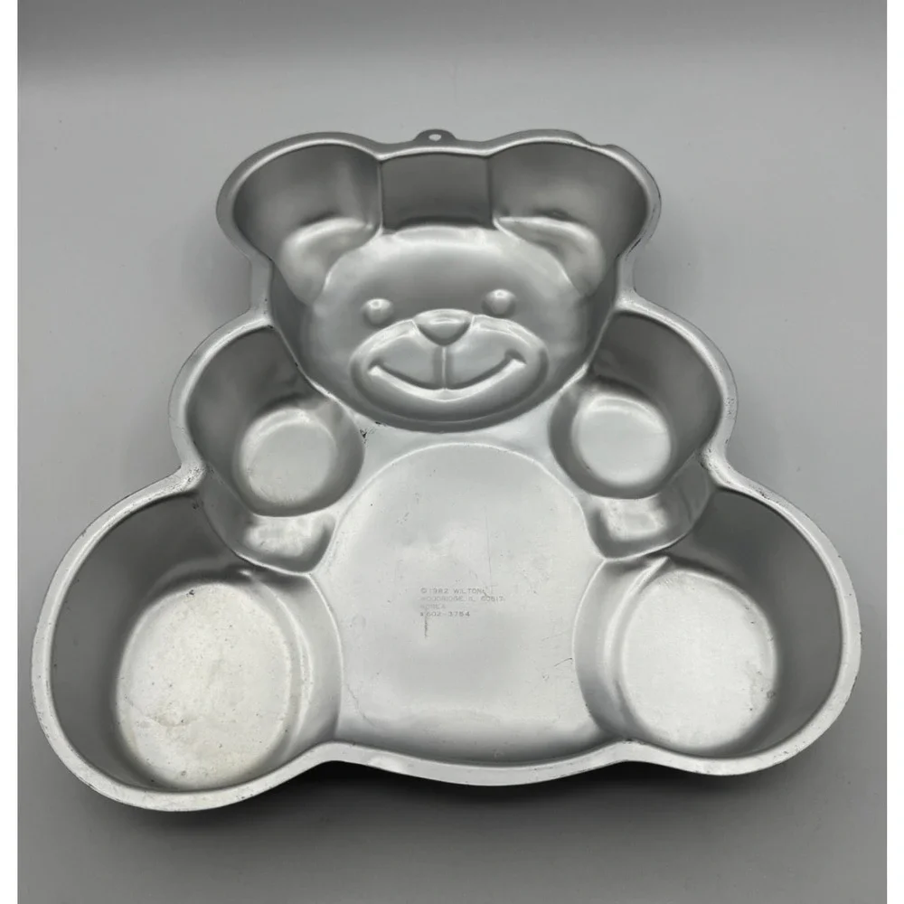 Vintage 1982 Wilton Teddy Bear Cake Pan 502-3754, Full size, Baking Cake Pre-own